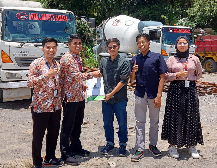 Serah terima Magang Industri mahasiswa Prodi Teknik Industri di PT. Aneka Bangun Sarana Gombong (PT. ABS)